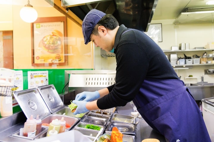 キッチンのお仕事の様子